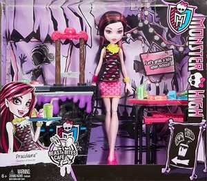 monster high cafeteria