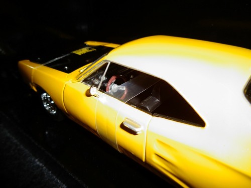 1:24 CROWN PREMIUMS 1969 DODGE SUPER BEE CORONET FEDERATED AUTO PARTS 2116EH - Picture 7 of 12