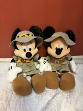 Animal Kingdom Safari Mickey And Minnie Mouse Set