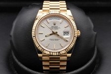 Rolex Day Date 40 "Silver Motif Dial" 228238