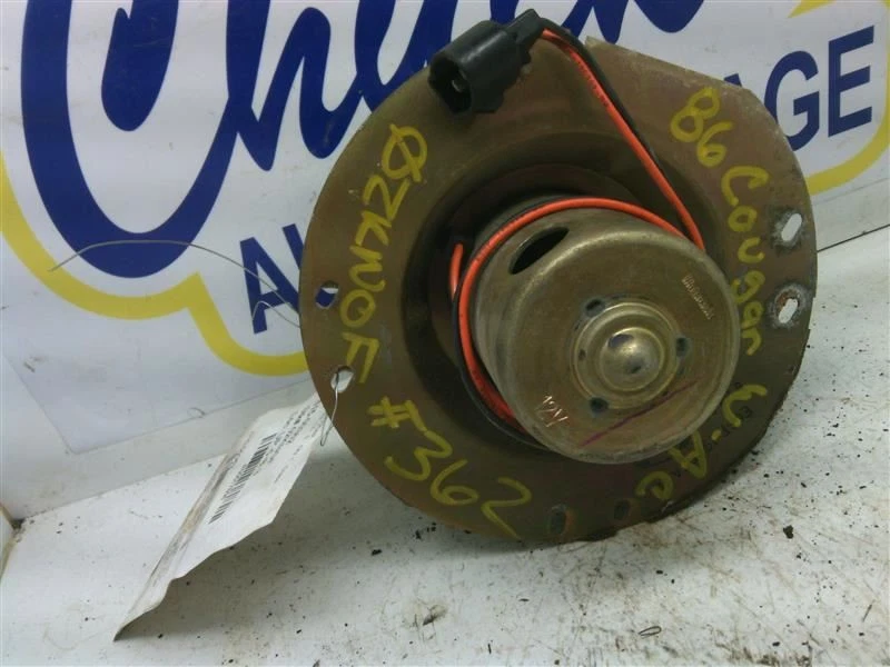 Blower Motor From 4/87 Manual Temperature Control Fits 80-87 COUGAR 17808 - Image 2 of 3