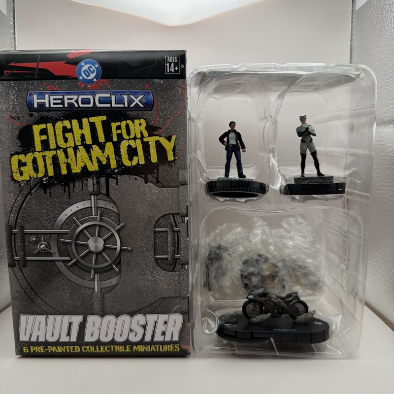 HEROCLIX Fight for Gotham City Vault Booster CATWOMAN Motorcycle Complete Box