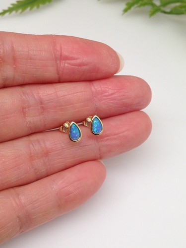 925 Sterling Silver Blue Opal Teardrop Stud Earrings Dainty Studs Gold 5.9mm - Picture 10 of 11