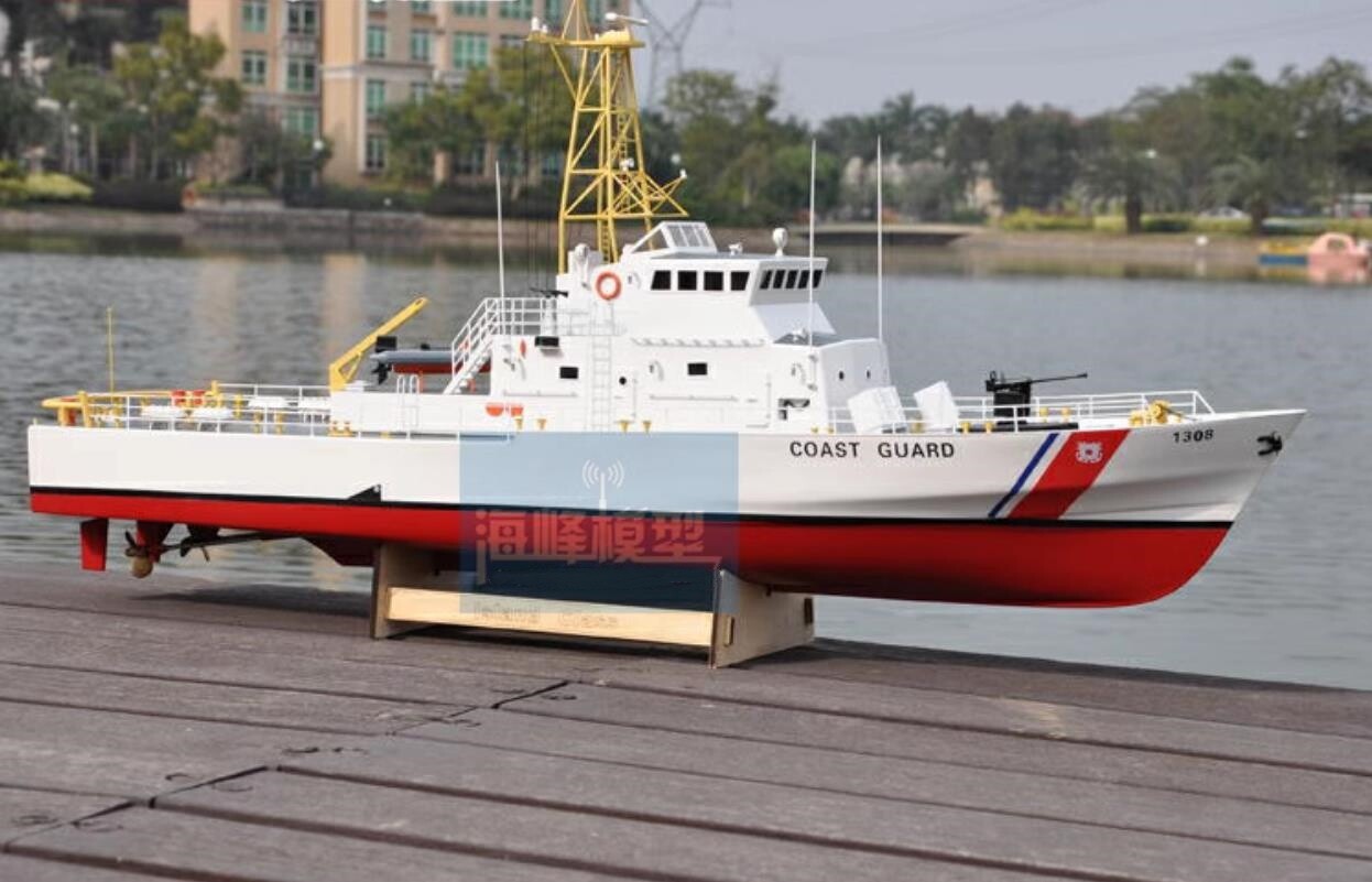 KYMODEL 1/40 US Navy Island class Patrol Boat Remote Control Version
