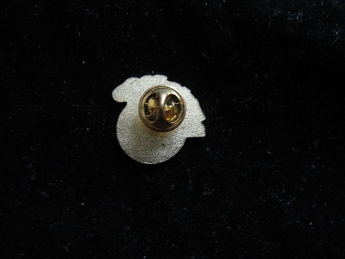 Betty Boop Metal Pin NWOT - Picture 4 of 4