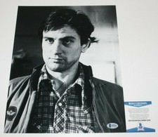 ROBERT DE NIRO SIGNED 'TAXI DRIVER' 11x14 MOVIE PHOTO 1 BECKETT COA RAGING BULL