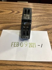 SQUARE D HOMT1515 Circuit Breaker 15A Plug In 120/240V Used