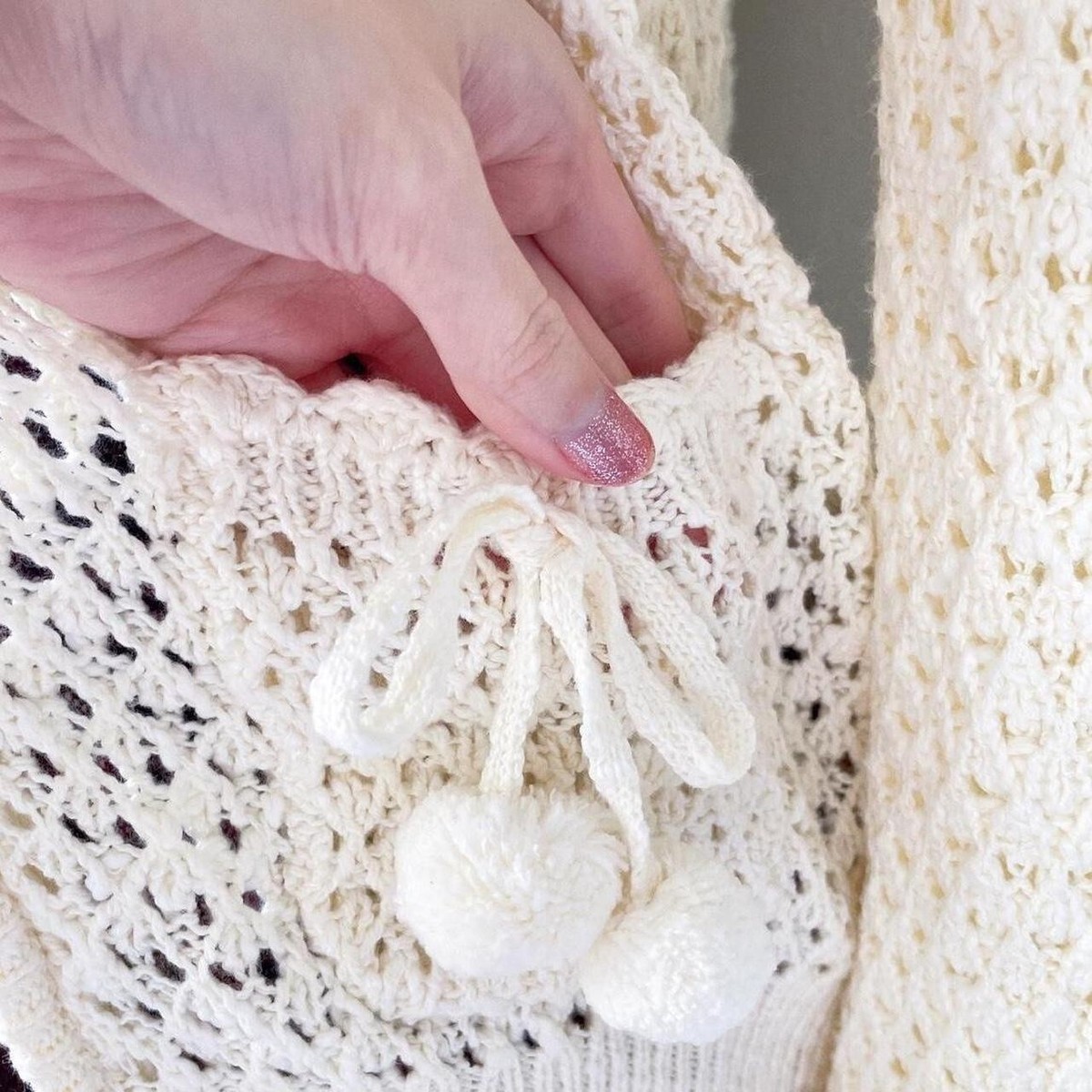 Authentic Liz Lisa Japan pom pom snowflake zipper crochet Authentic Liz Lisa Japan pom pom snowflake zipper crochet