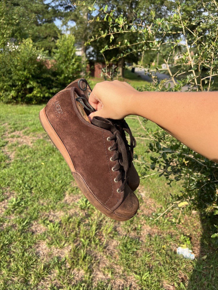 UGG Australia Men’s Brown Suede Lace-Up Casual Shoes Size 11-11.5 - Pre-Owned Brown UGG Lace Up Boots for Men for Sale | Shop New & Used  main image 4