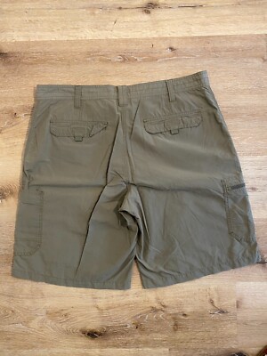 mens green dress shorts Van Heusen Dress Shorts Men's 38 Olive green Chino Flat Front Cargo Pockets Golf
