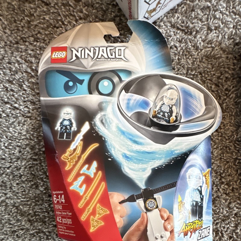 LEGO NINJAGO Airjitzu Zane Flyer Spinner Set 70742 42pcs Ages 6-14