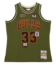 MENS MITCHELL & NESS FLIGHT SWINGMAN JERSEY BULLS 1997 SCOTTIE PIPPEN