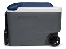 Igloo MaxCold 40qt Rolling Cooler with Thermecool Foam Insulation, Oversized