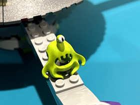 Lego 7065 Alien Conquest Mothership 100% Complete w/ Figs & Manual, sound bric