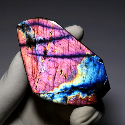 Cosmic Aurora - 33g Madagascar Natural Spectrolite Freeform Crystal Palmstone...