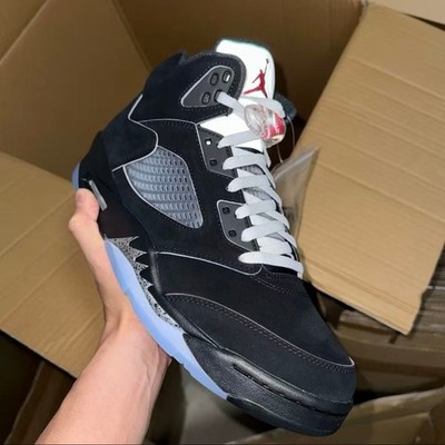 Men's Jordan 5 ''BLACK METALLIC REIMAGINED'' Mid Top Baketball Shoes