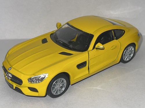 Kinsmart 5" Mercedes Benz AMG GT 1/36 Scale Diecast Model Toy Car Yellow - 第 1/6 張圖片