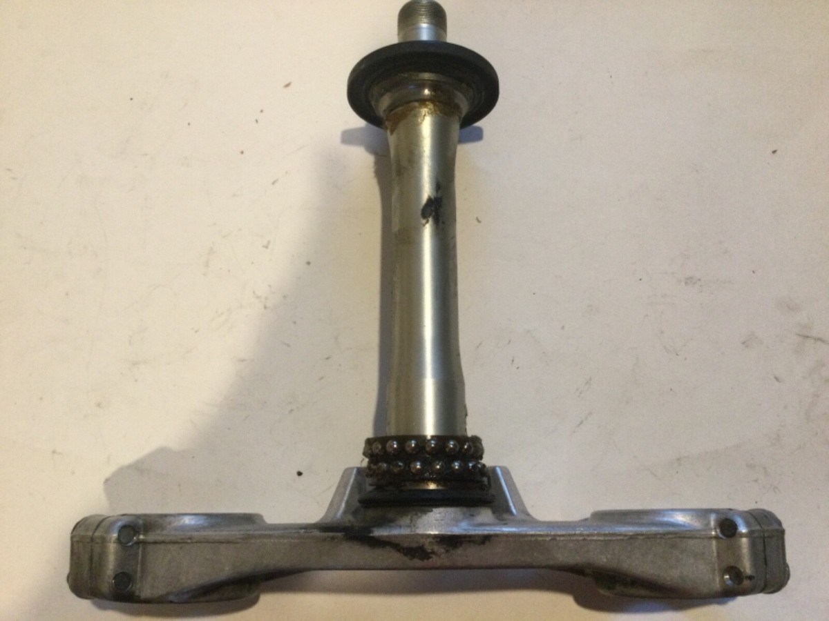 Taruri　1223 10-13 KAWASAKI Z1000 FRONT END FORKS TRIPLE TREE CLAMP FORK