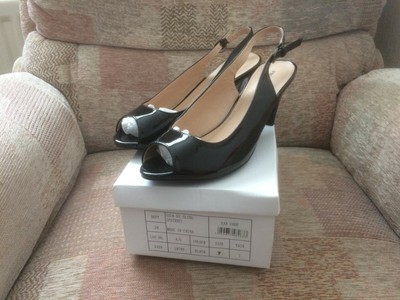 ladies black sling back shoes
