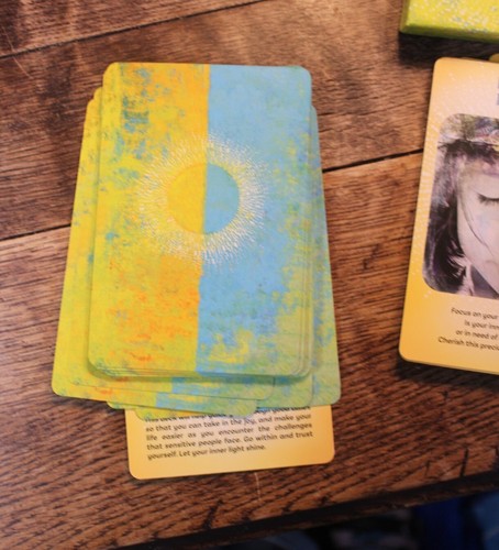 Baraja de empoderamiento de los empáticos 52 cartas para guiar e inspirar a personas sensibles - Imagen 5 de 6