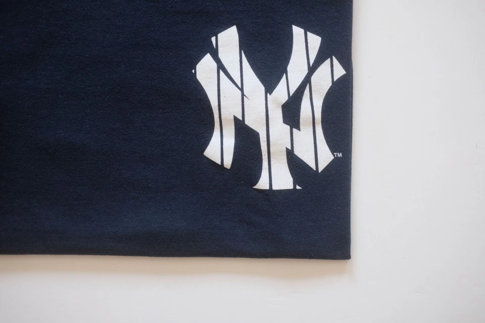 MLB NEW YORK YANKEES BÉISBOL DEREK JETER CAMISETA BEBÉ DE COLECCIÓN Y2K MAJESTUOSA MUJER TALLA M Foto 4 de 4