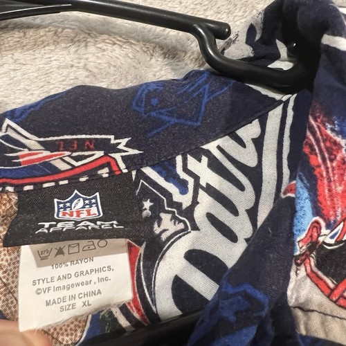 New England Patriots Button Down Shirt Mens XL Blue NFL Football All Over Print - Picture 5 of 7