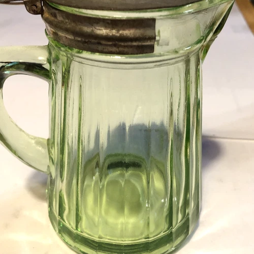 Vintage Anchor Hocking Ribbed Green Uranium Glass Flip Lid Syrup Pitcher 4" tall