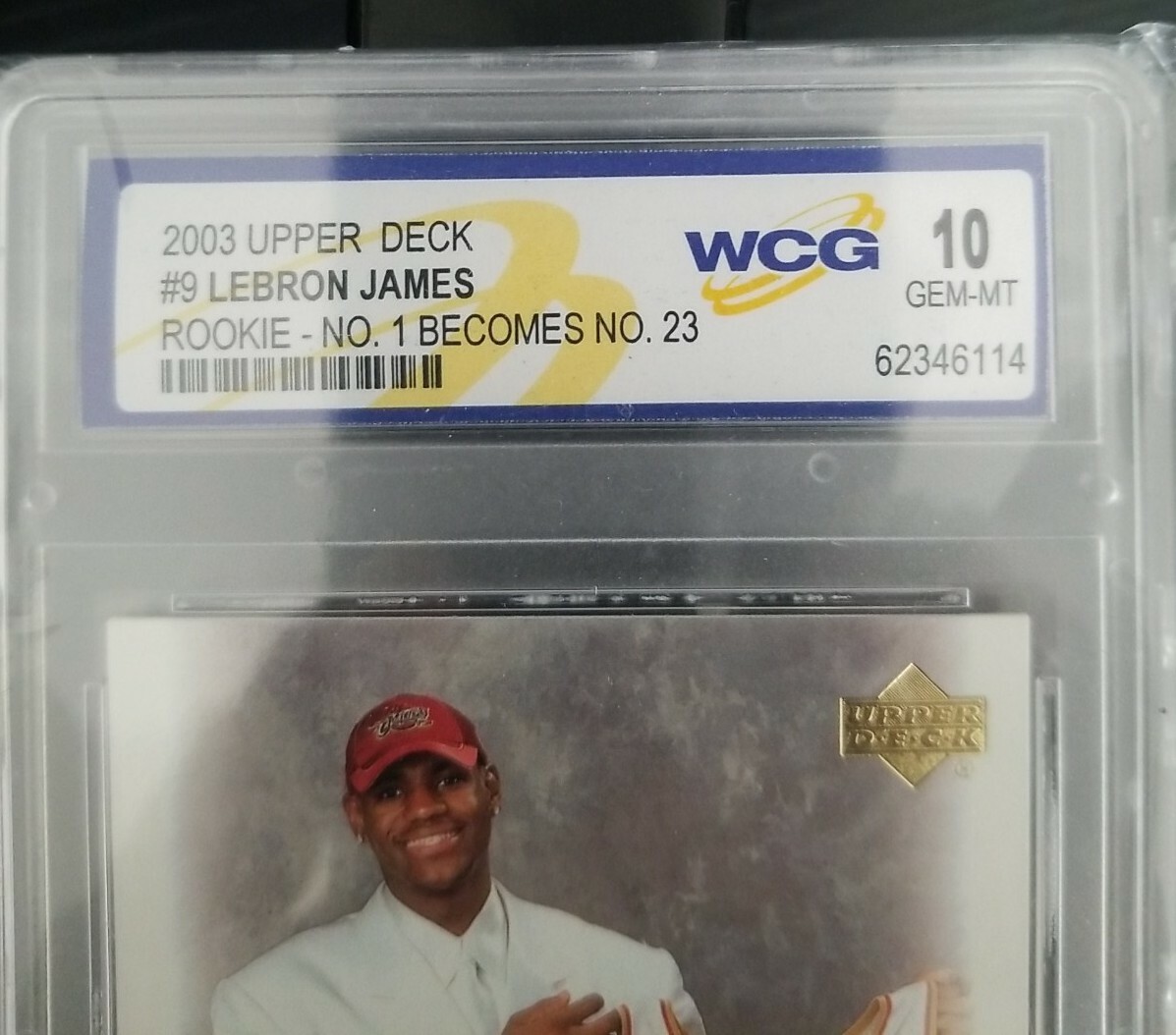 2003 UPPER DECK # 9 LEBRON JAMES / ROOKIE - No.1 BECOMES No.23