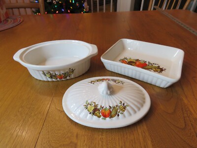 Set of 2 Northland Oven Proof Baking Tray & Lidded Baking Dish Harvest Pattern
