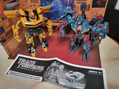Hasbro Transformers Revenge Fallen Bumblebee & Soundwave NEST Set Action Figure