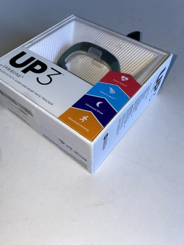 UP3 by Jawbone Heart Rate, Activity + Sleep Tracker Wireless Activity Green - Image 2 of 4