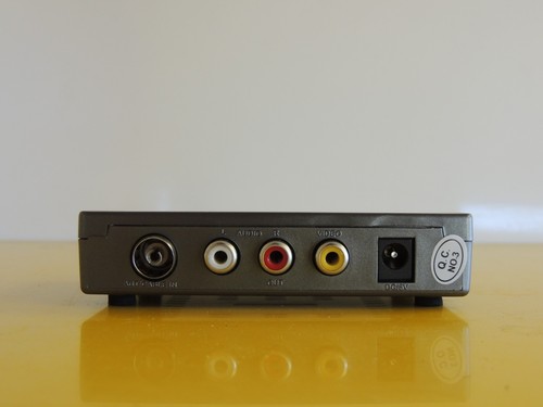 RCA A/V TV Converter Box Adapter for Atari 2600 7800 Colecovision Intellivision - Picture 7 of 8