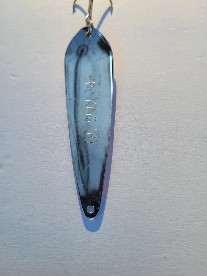 Cuchara de arrastre PRO-King Majenta / Negra -usada 3 3/4" Foto 2 de 2