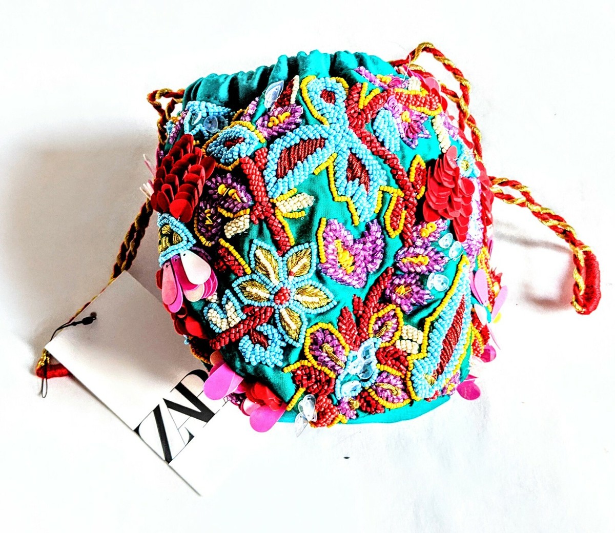 NEU ZARA BEUTELTASCHE UMHÄNGETASCHE SCHMUCKPERLEN QUASTEN