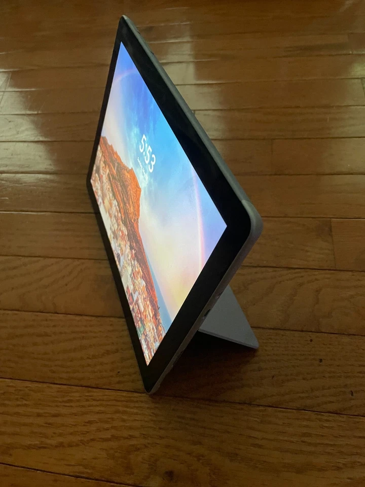 Microsoft Surface Go Tablet 1824 Wi-Fi  10 in Silver Windows 11 Pro OEM GENUINE - Image 4 of 4