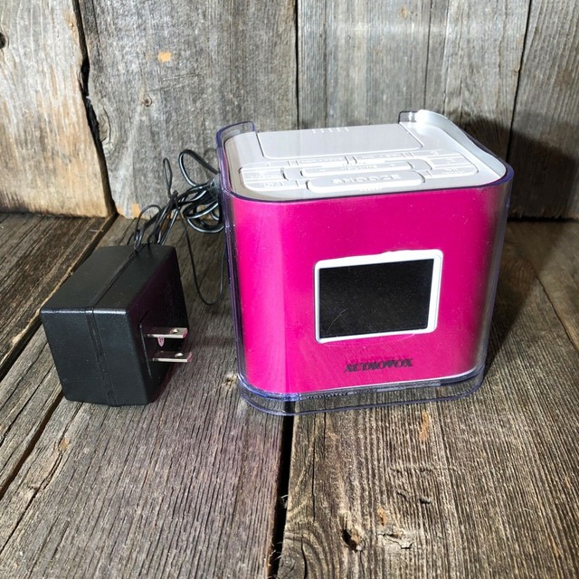 Audiovox Dual Alarm Clock AM/FM Radio Dock for iPod/iPhone CR8030iE5