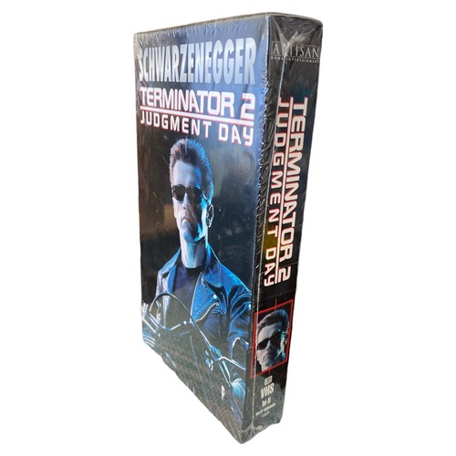 Terminator 2: Judgment Day VHS 1999 Artisan Bonus Footage Water Mark NEW SEALED