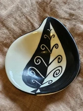 Vintage Mid-Century Modern Black & White Two Tone Sided Curved Ceramic Bowl