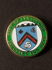 Souvenir Pin - City of Stratford - Industry and Arts - Ontario Canada