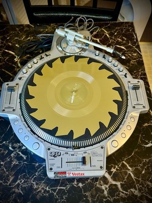 Vestax QFO Direct Drive DJ Turntable