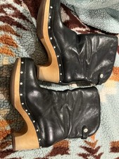 Ugg Clog Boot Lined, above ankle size 7