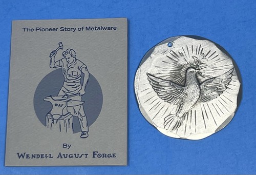 Ornement Wendell August Forge Peace Dove 1988 métal argenté 2" - Photo 1/5