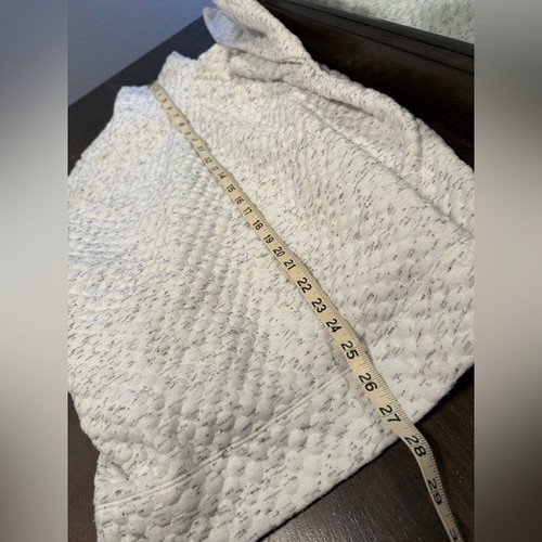 Apana Women’s Turtleneck Sweater, White & Gray, Large - Picture 8 of 8