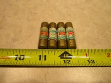 LOT OF 4 Econ men 6-1/4, 6-1/4A, 250V, D0150