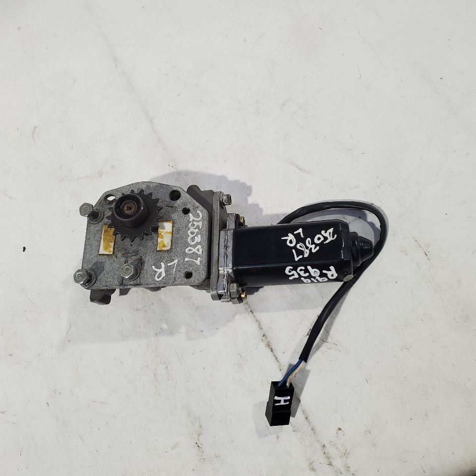 1991 Bentley Turbo R OEM Left Rear Door Window Regulator 0130831006