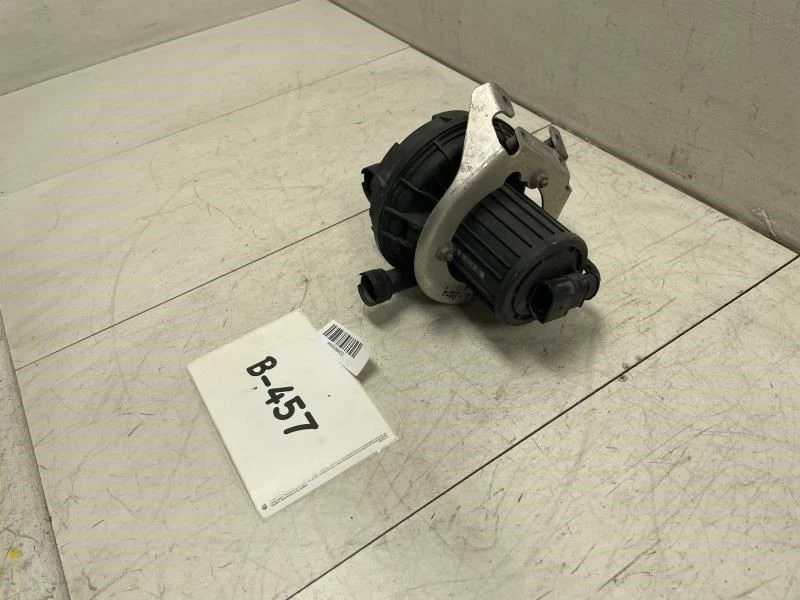 2003 2005 AUDI A8L 4.2 QUATTRO ВТОРИЧНЫЙ ВОЗДУШНЫЙ ВПРЫСК НАСОС OEM + - Изображение 2 из 4