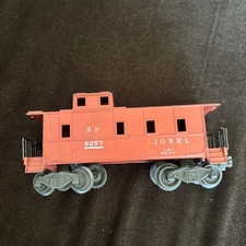 Lionel 6257 O Gauge Postwar Southern Pacific Lines SP Red Caboose Car