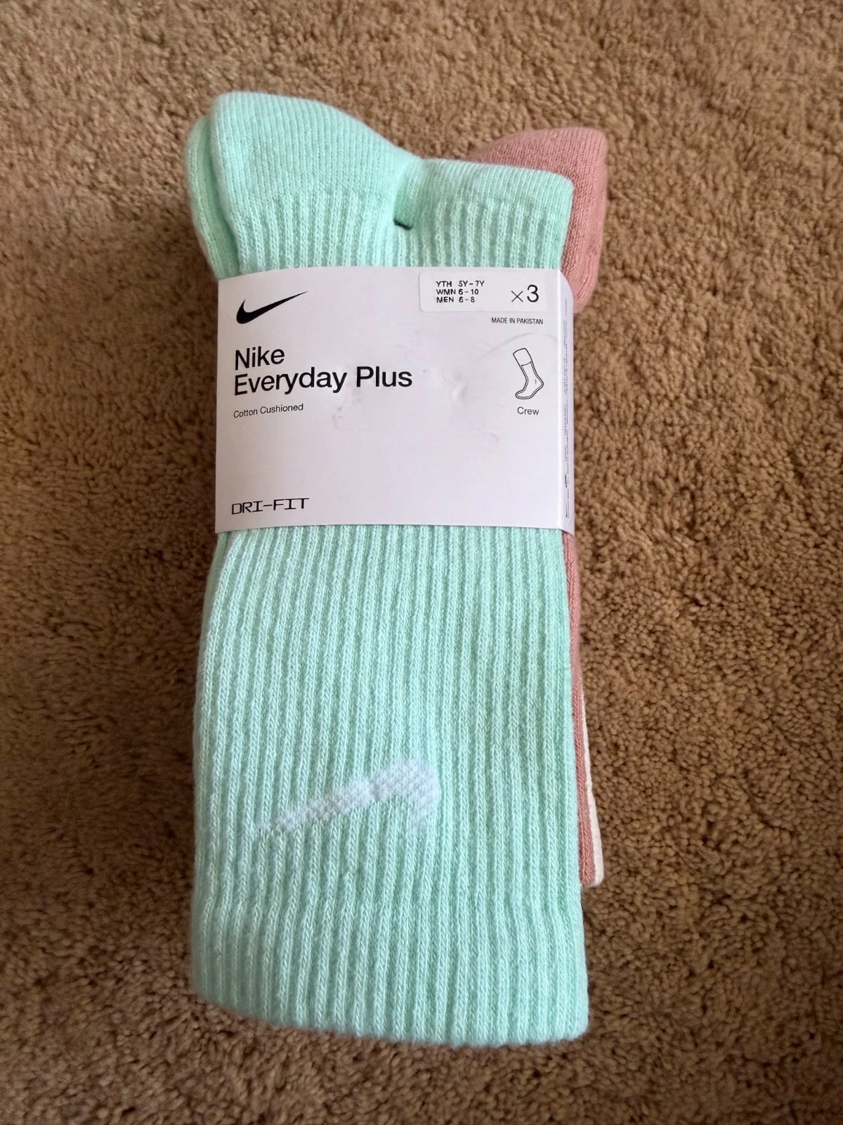Nike Dri-Fit Everyday Plus Cotton Cushioned Crew Socks Size Medium 3 Pack
