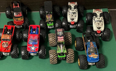 vintage Hot Wheels HotWheels Monster Jam Trucks Monster Mutt Kentoys Truck 1998