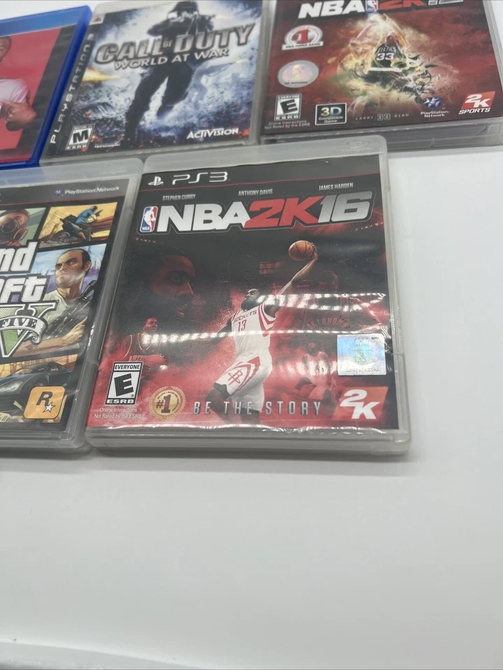 Lote De 4 Juegos PS3 y 1 PS4 - GTA 5, NBA, Call Of Duty - World At War, FIFA 20 Foto 3 de 4
